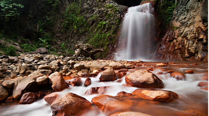 Pulangbato Falls